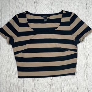 Forever 21 Cropped top 🤎🖤